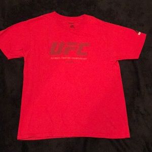 Red UFC reebok t shirt
